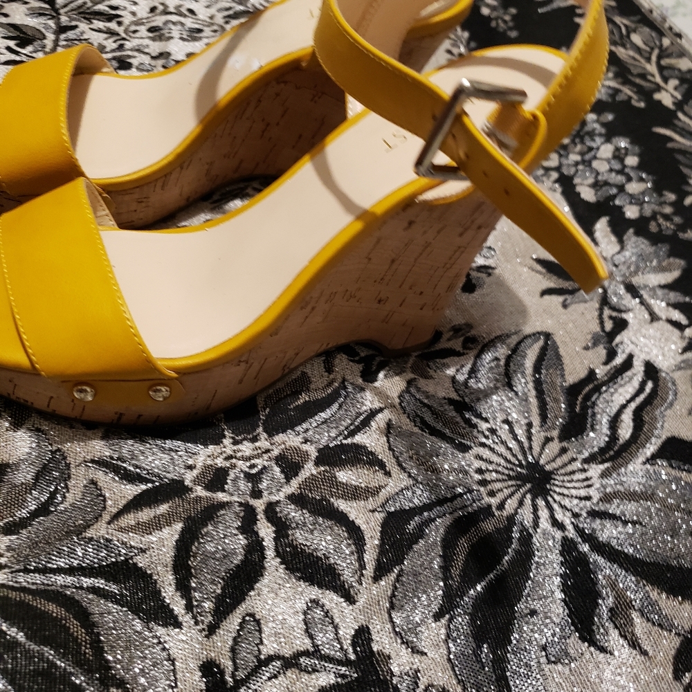 Sandals platform - Picture 2 of 3